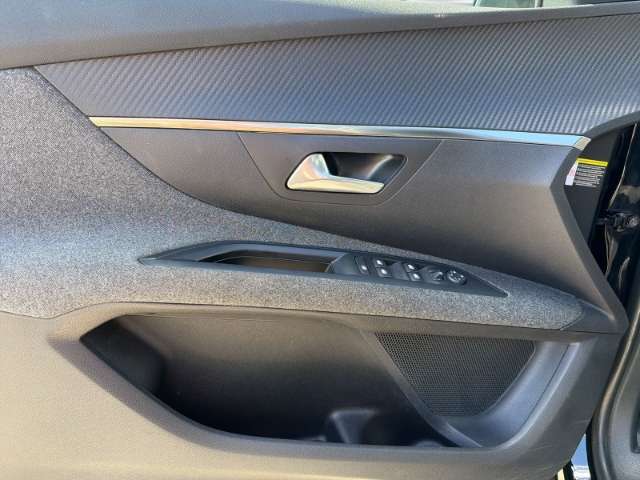 Fahrzeugbild eines Peugeot 5008