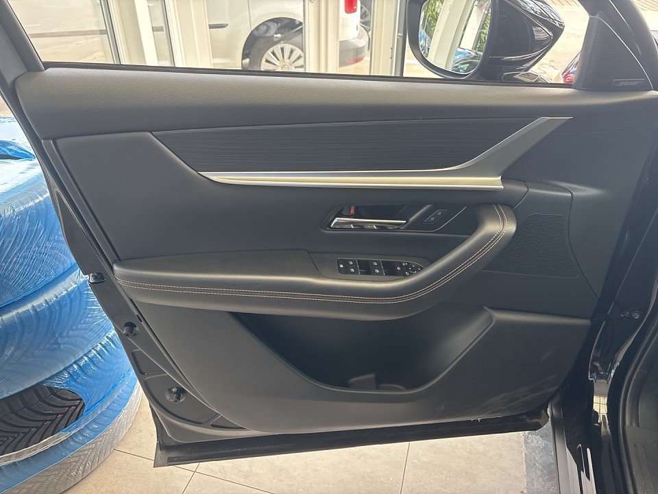 Fahrzeugbild eines Mazda CX-80