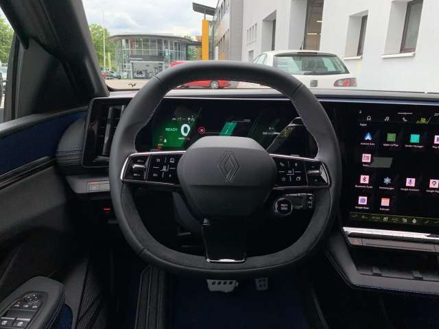 Fahrzeugbild eines Renault Megane E-TECH
