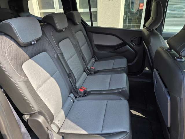 Fahrzeugbild eines Renault Kangoo