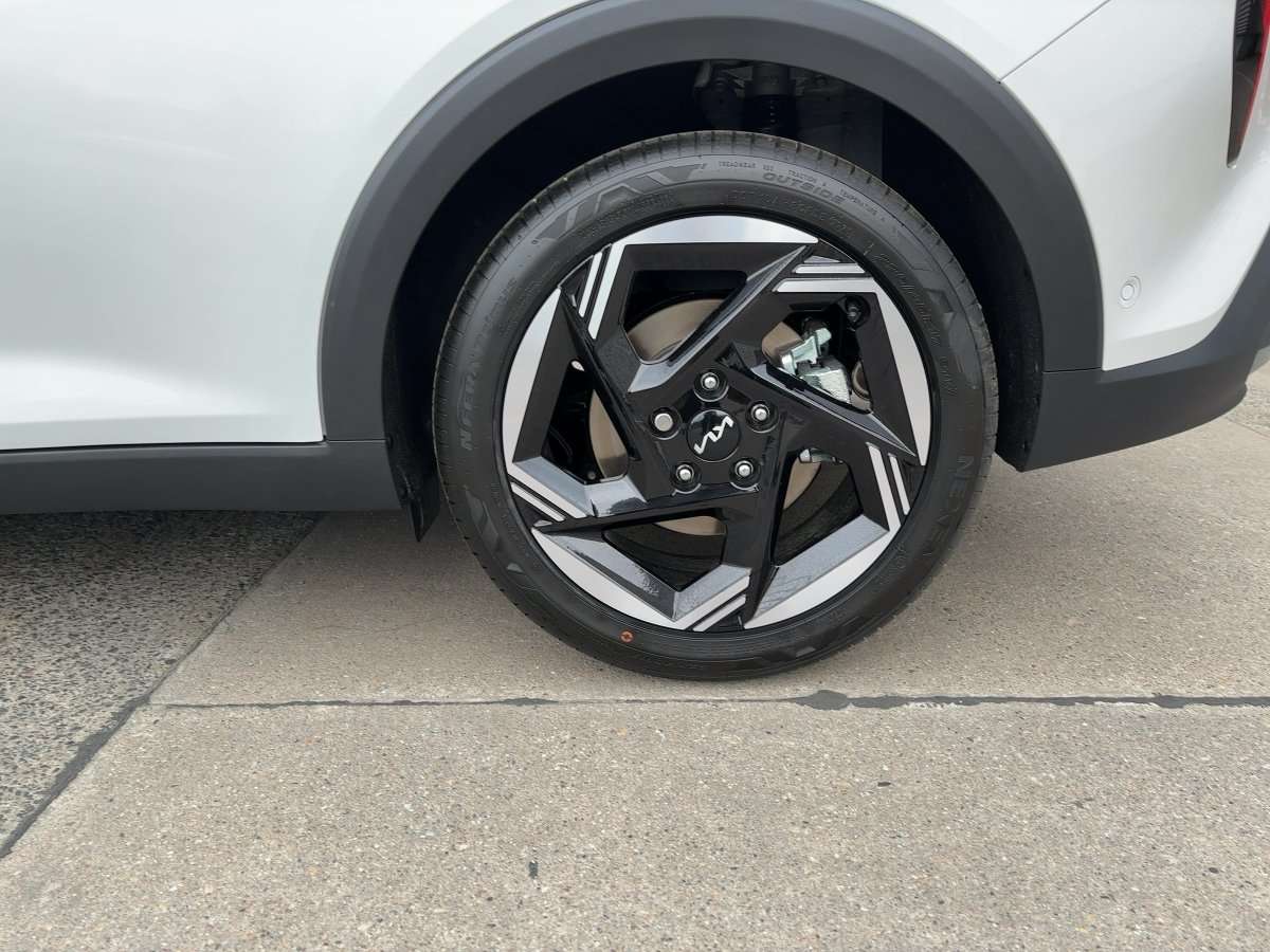 Fahrzeugbild eines Kia K4