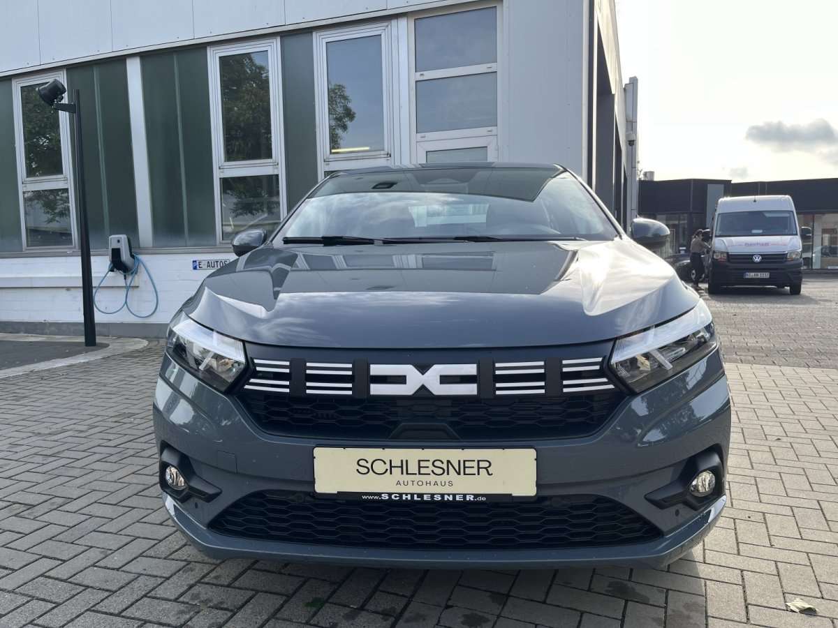 Fahrzeugbild eines Dacia Sandero