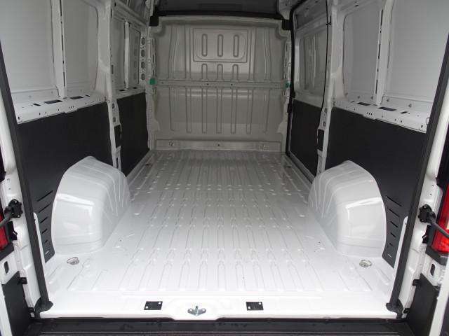 Fahrzeugbild eines Opel Movano