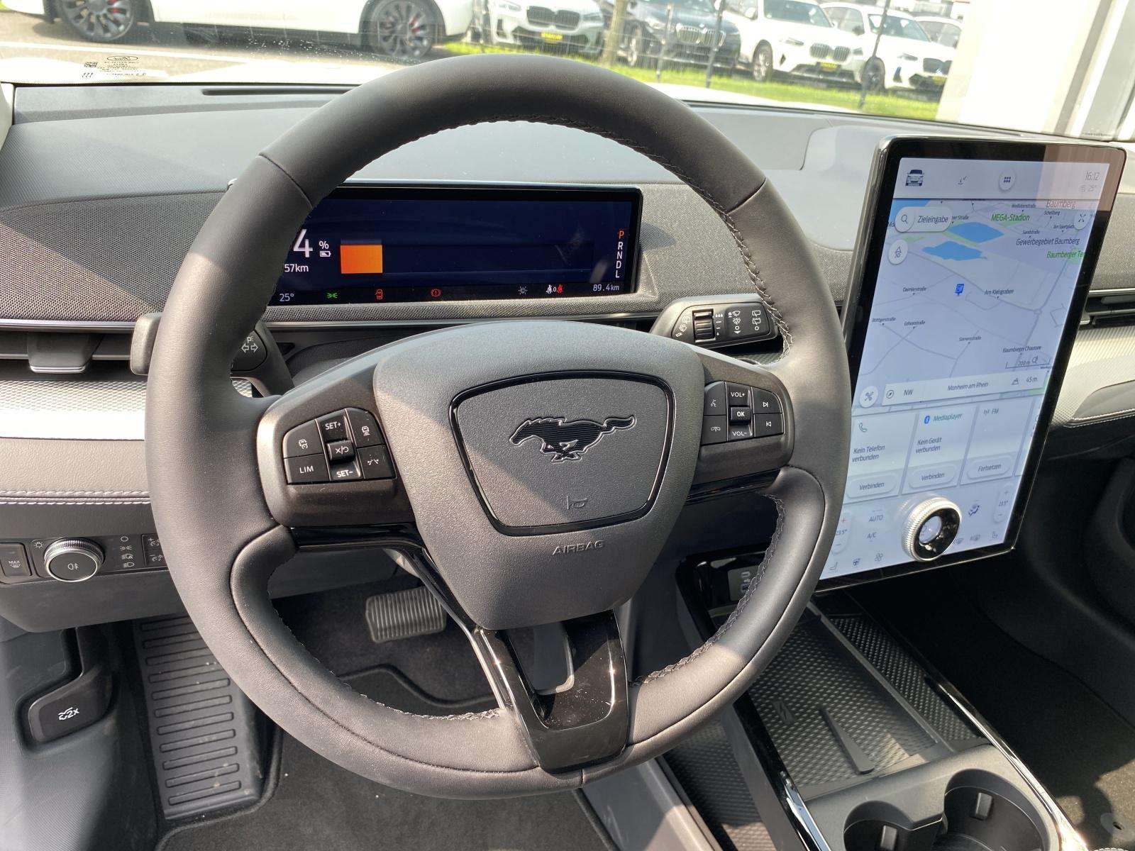Fahrzeugbild eines Ford Mustang Mach-E