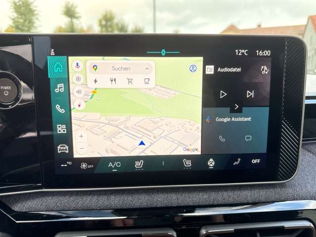 Fahrzeugbild eines Renault 4 E-TECH