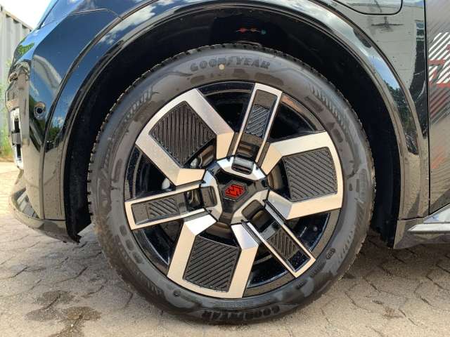Fahrzeugbild eines Renault 5 E-TECH