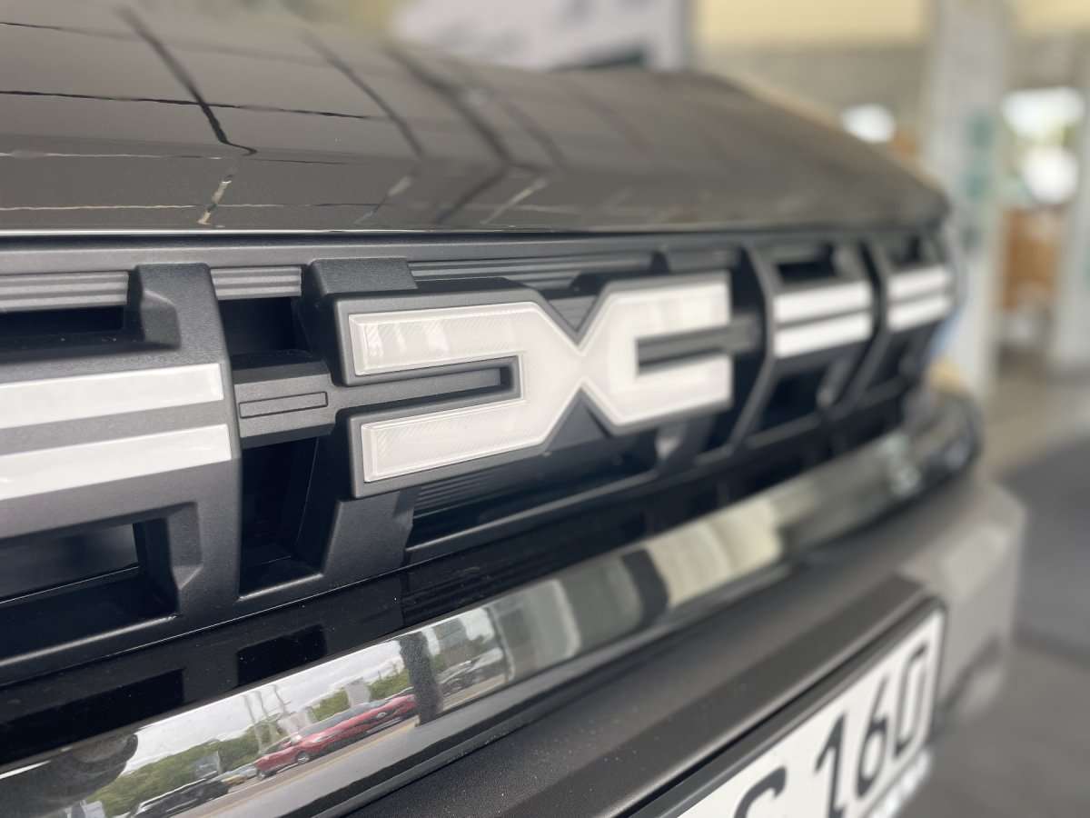 Fahrzeugbild eines Dacia Duster