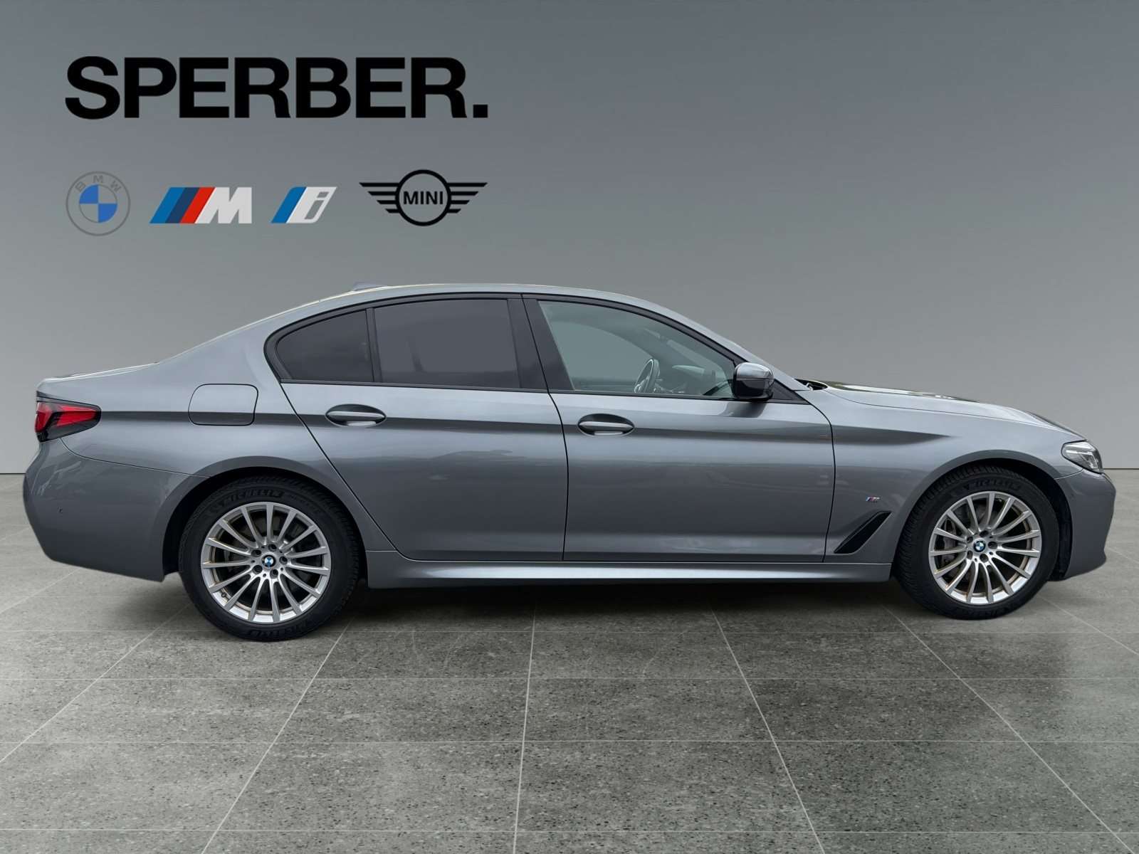 Fahrzeugbild eines BMW 5er-Reihe