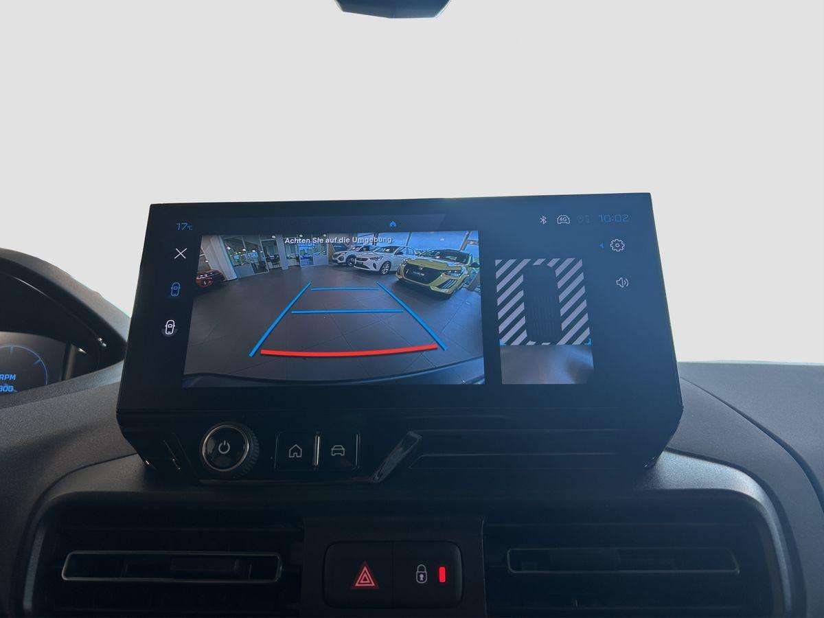 Fahrzeugbild eines Peugeot Rifter
