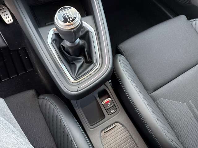 Fahrzeugbild eines Renault Clio