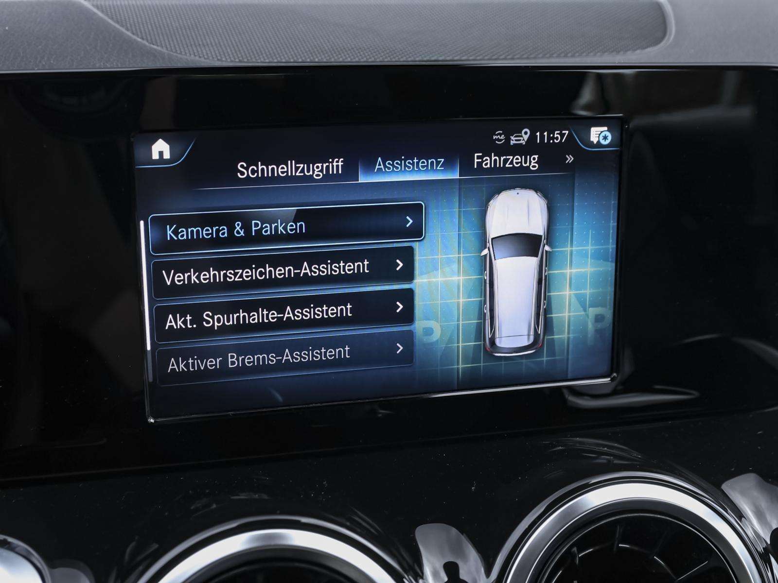 Fahrzeugbild eines Mercedes-Benz GLB