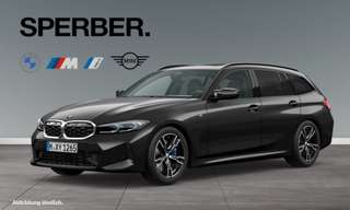 Schräge Frontansicht auf einen BMW 3er-Reihe , freigestellt