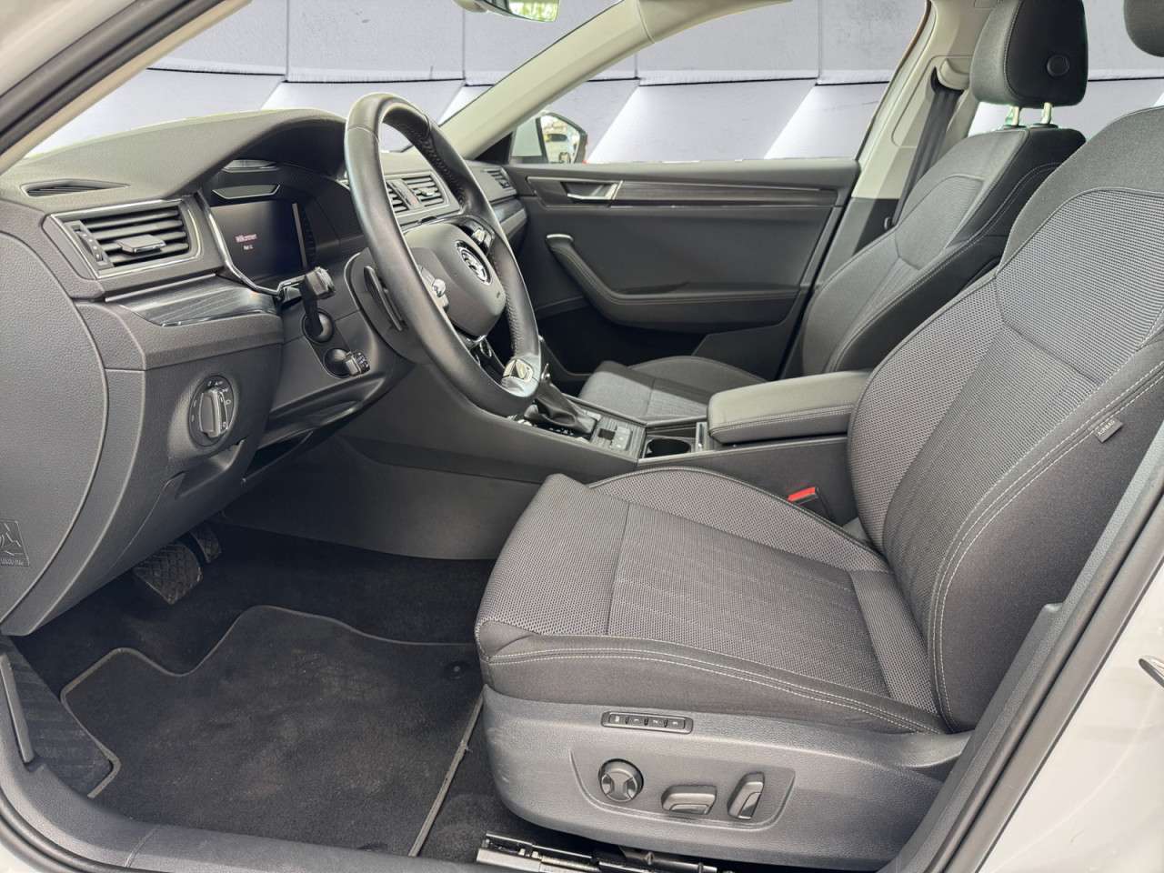 Fahrzeugbild eines Skoda Superb