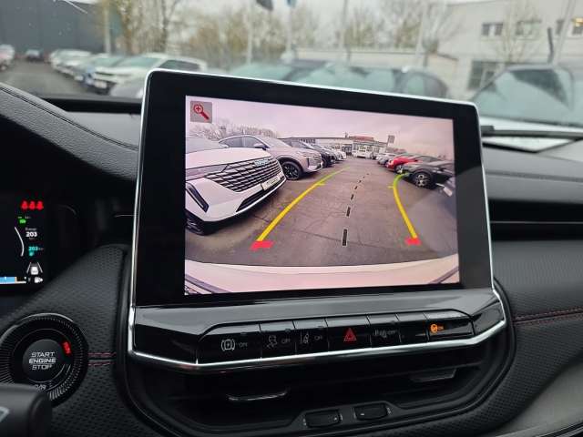 Fahrzeugbild eines Jeep Compass