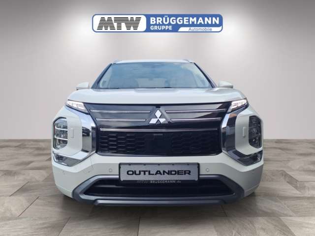 Fahrzeugbild eines Mitsubishi Outlander