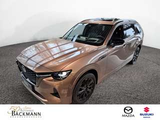 Schräge Frontansicht auf einen Mazda CX-80 , freigestellt