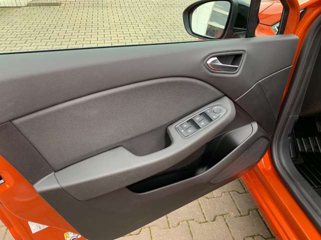 Fahrzeugbild eines Renault Clio