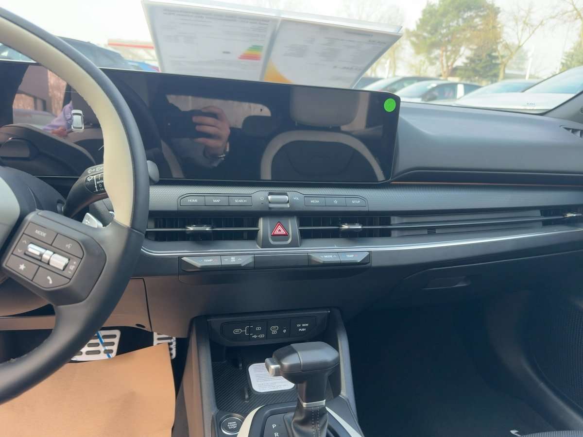 Fahrzeugbild eines Kia K4