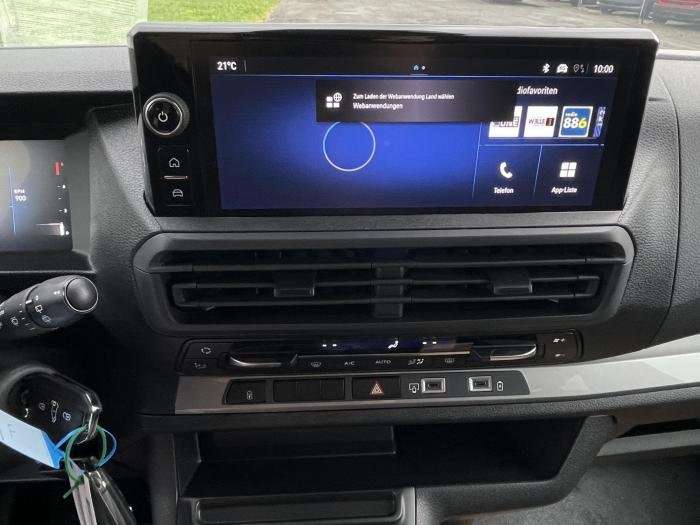 Fahrzeugbild eines Opel Vivaro