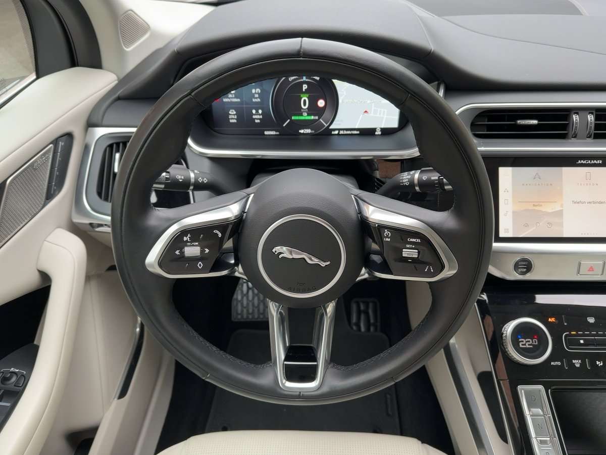 Fahrzeugbild eines Jaguar I-PACE