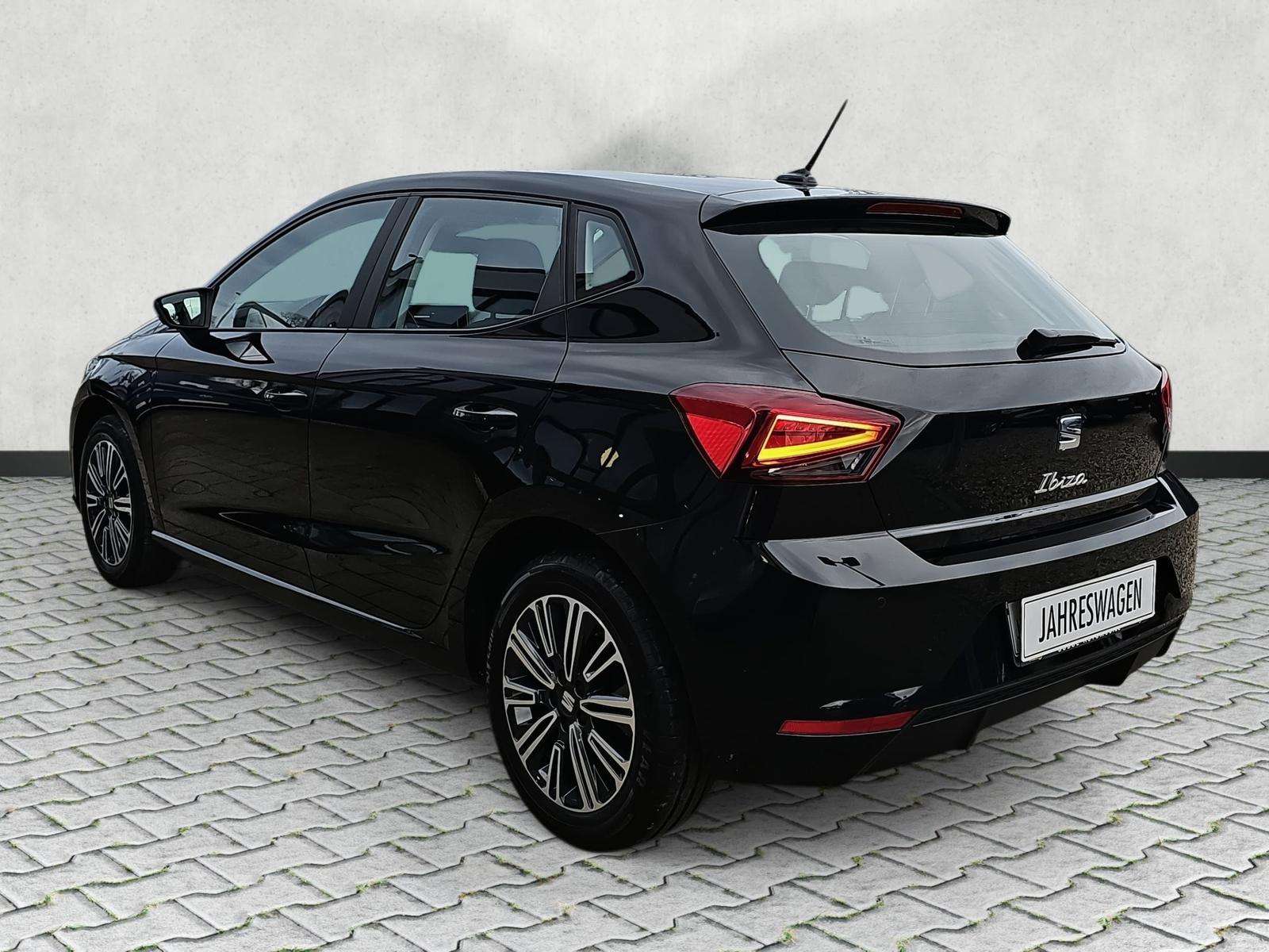 Fahrzeugbild eines SEAT Ibiza