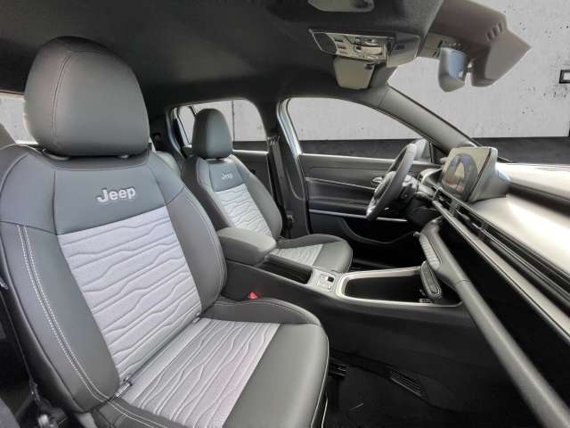 Fahrzeugbild eines Jeep Avenger