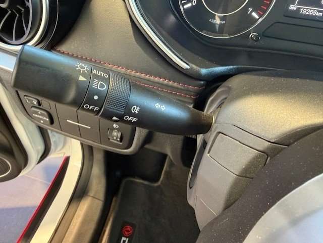 Fahrzeugbild eines DFSK Fengon 500