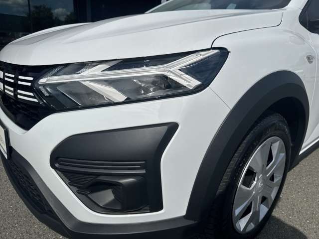 Fahrzeugbild eines Dacia Jogger