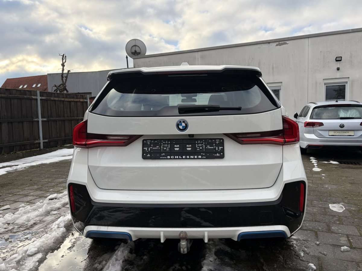 Fahrzeugbild eines BMW iX1