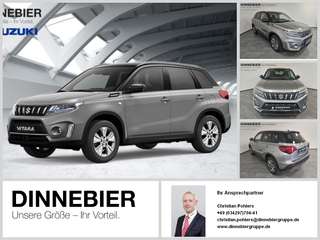 Schräge Frontansicht auf einen Suzuki Vitara , freigestellt