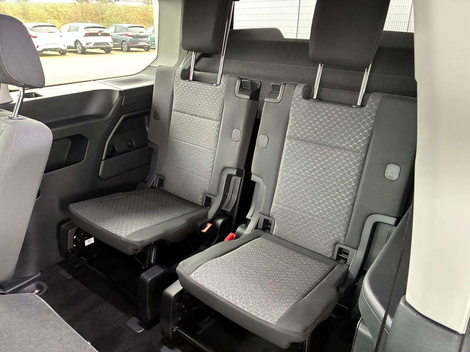 Fahrzeugbild eines Ford Grand Tourneo