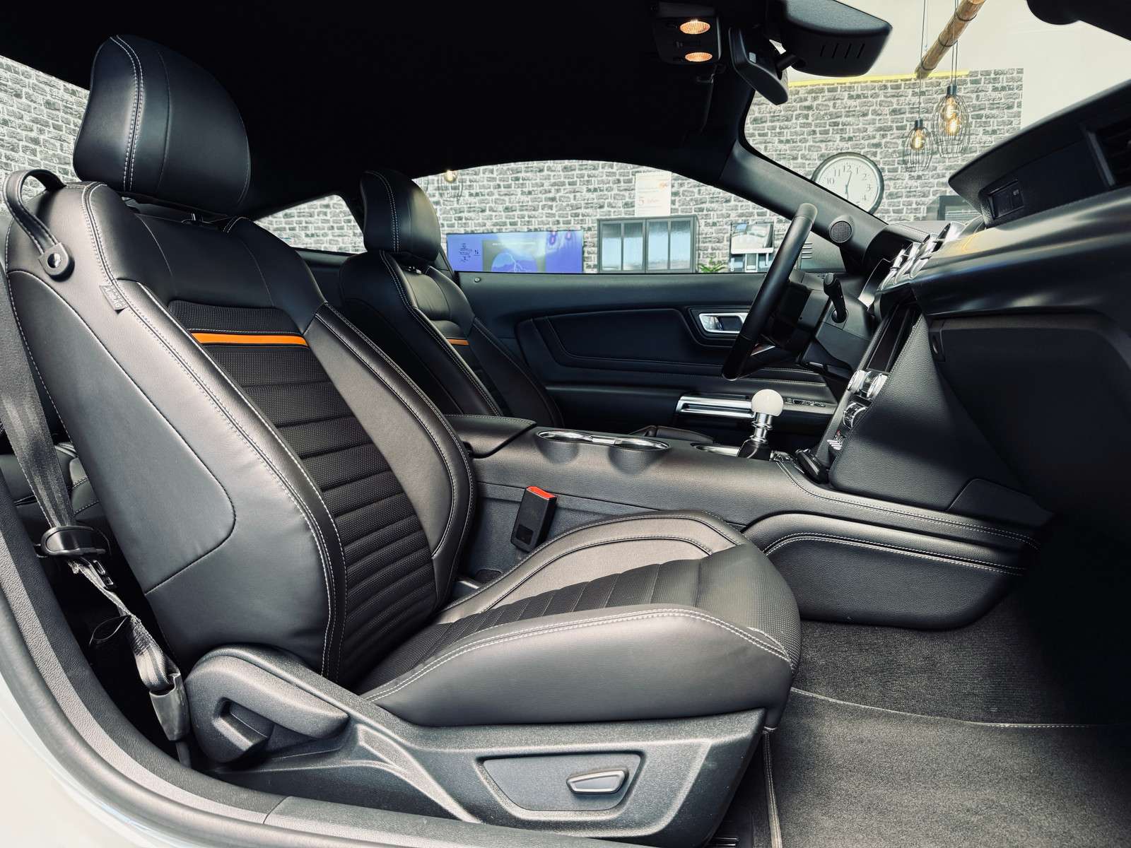 Fahrzeugbild eines Ford Mustang