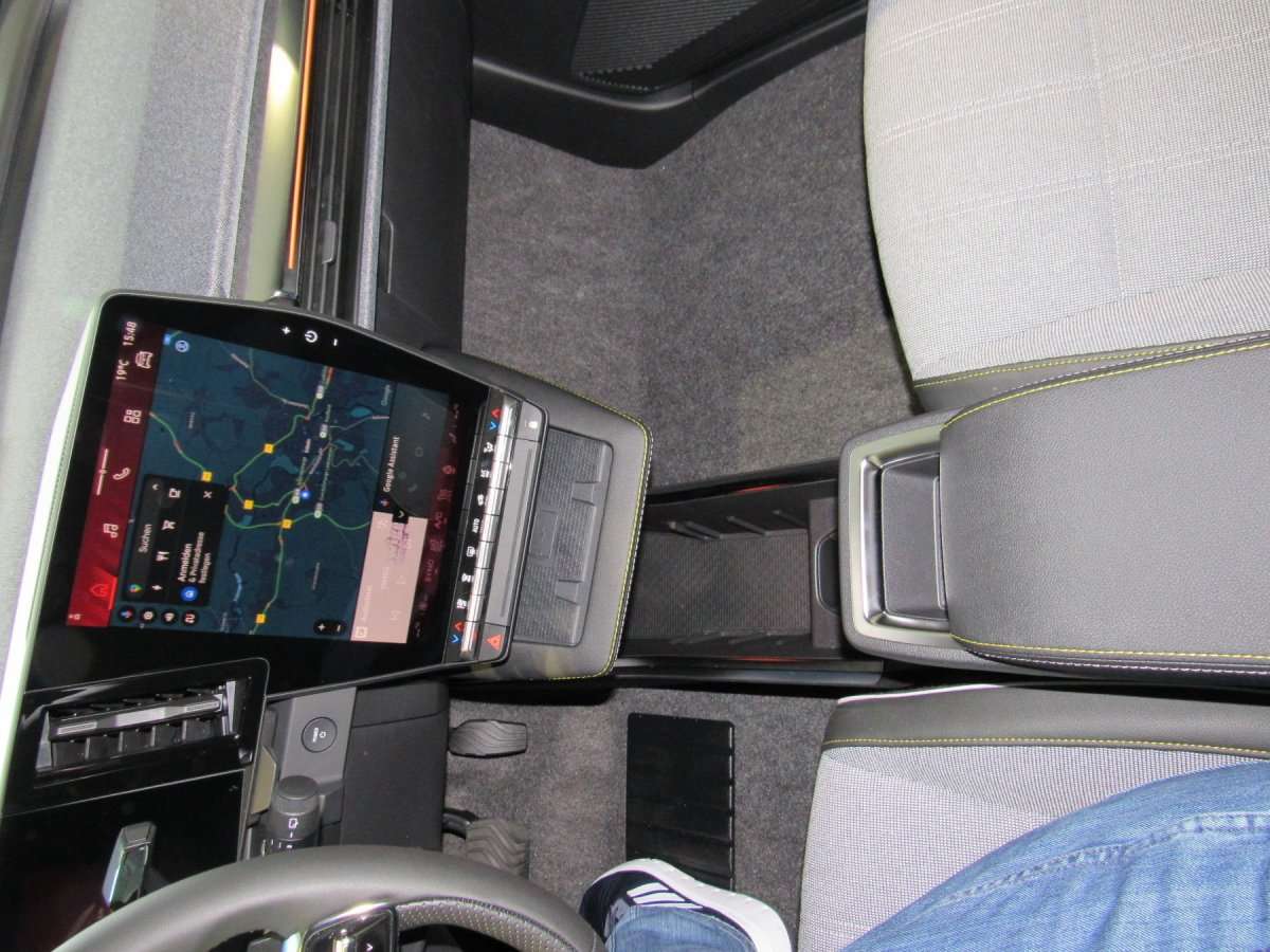 Fahrzeugbild eines Renault Scenic E-TECH