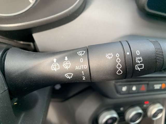 Fahrzeugbild eines Dacia Jogger