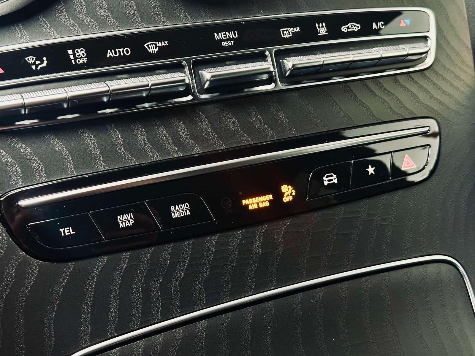 Fahrzeugbild eines Mercedes-Benz GLC