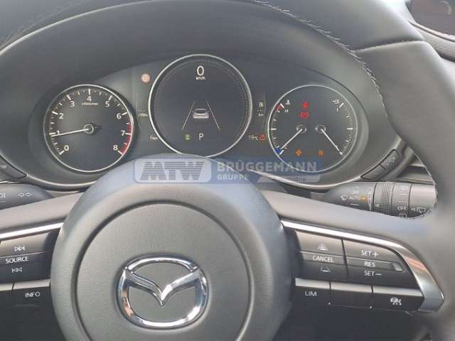 Fahrzeugbild eines Mazda CX-30