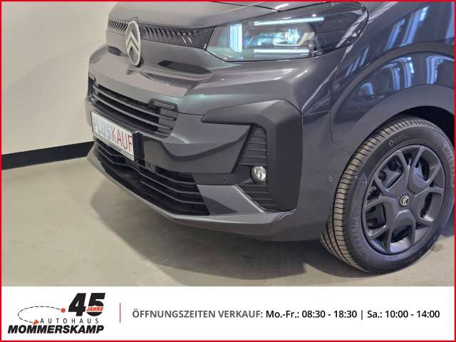 Fahrzeugbild eines Citroën SpaceTourer