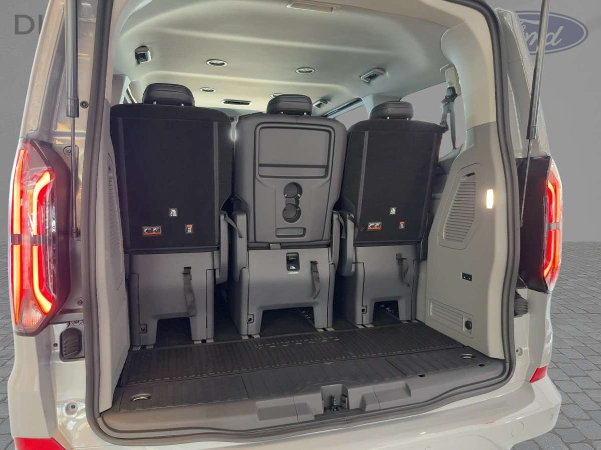 Fahrzeugbild eines Ford Tourneo Custom