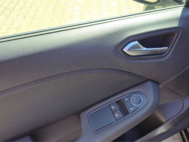 Fahrzeugbild eines Renault Clio