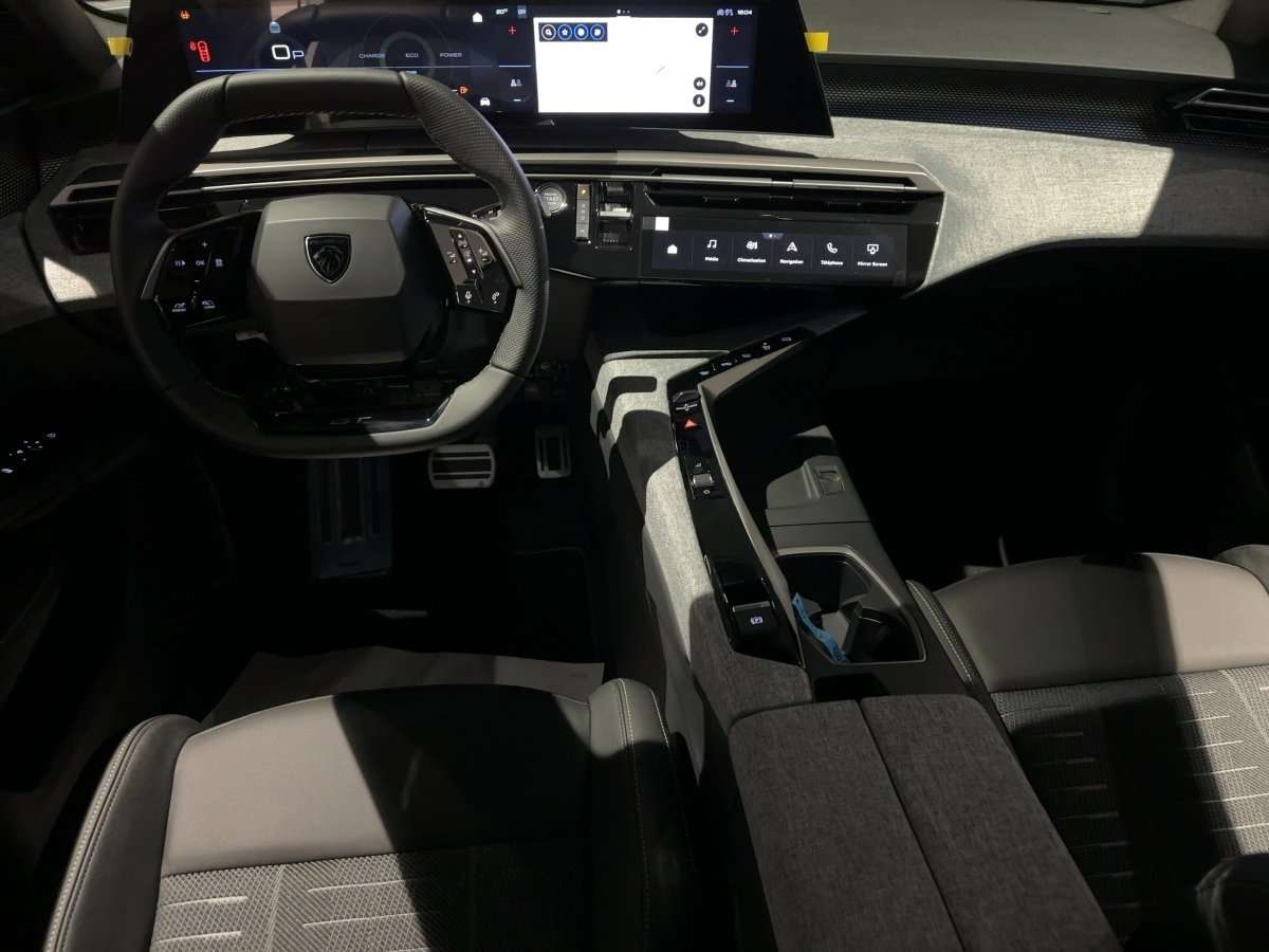 Fahrzeugbild eines Peugeot 5008