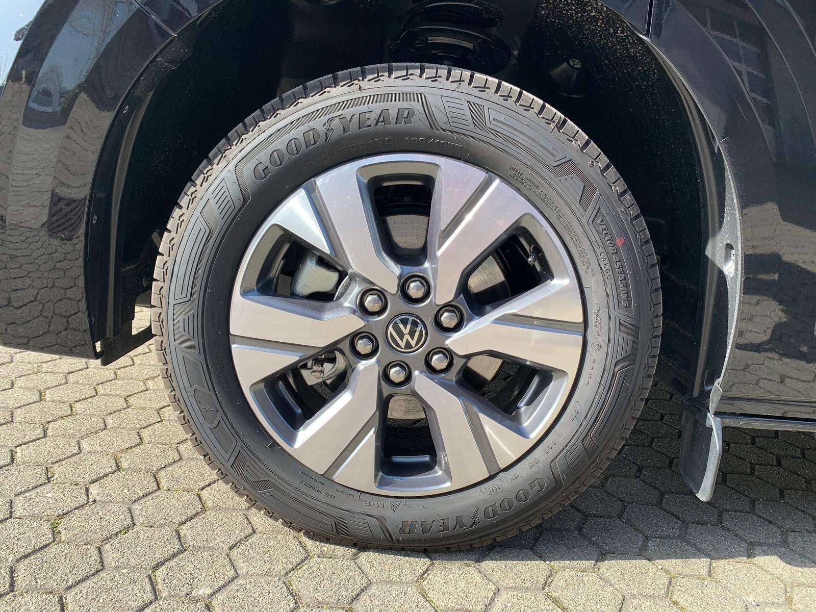 Fahrzeugbild eines Volkswagen Caravelle