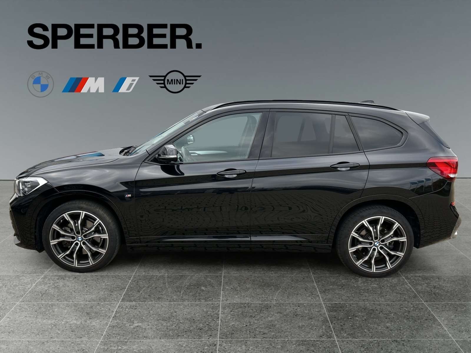 Fahrzeugbild eines BMW X1