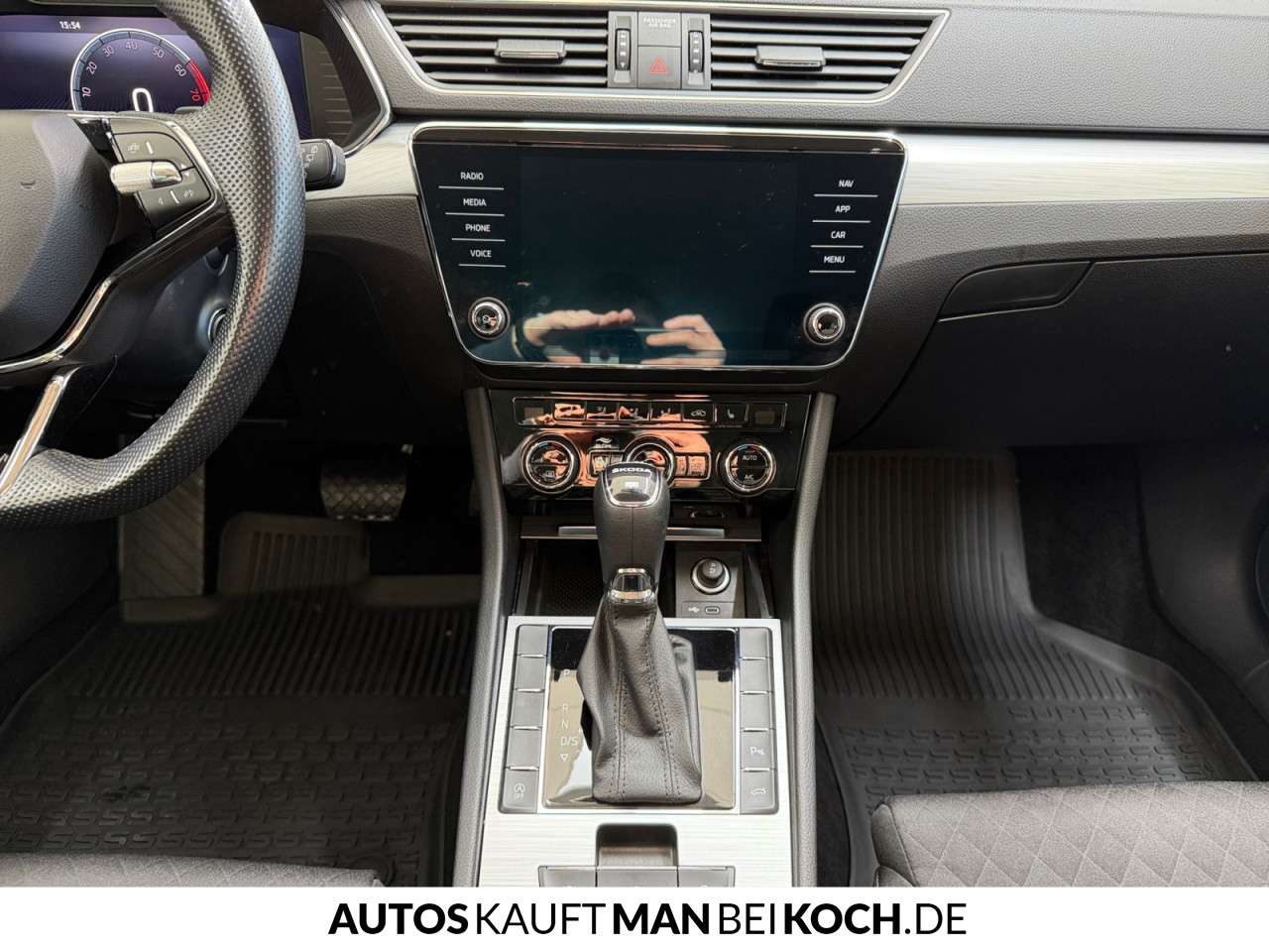 Fahrzeugbild eines Skoda Superb