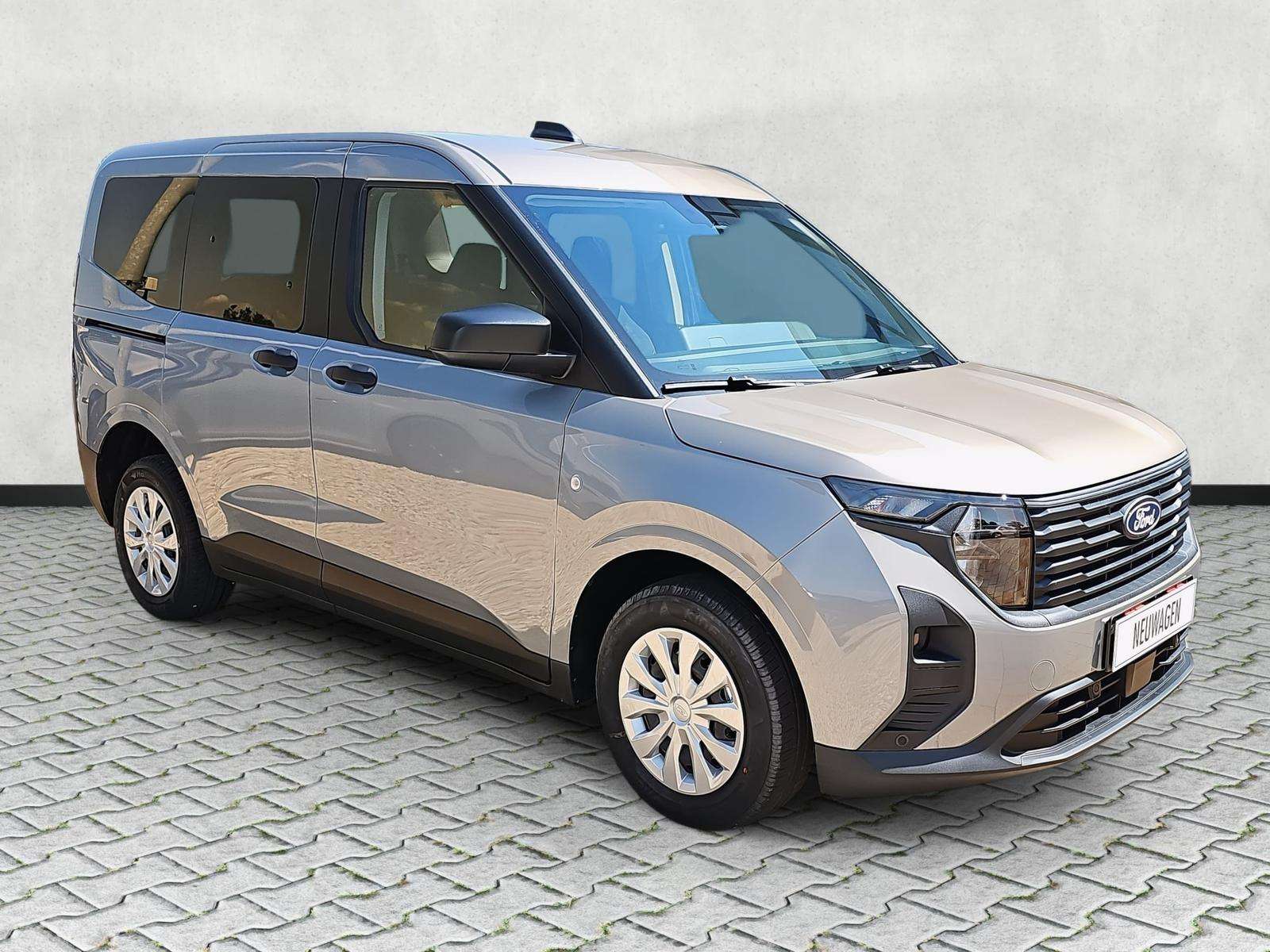 Fahrzeugbild eines Ford Tourneo Courier