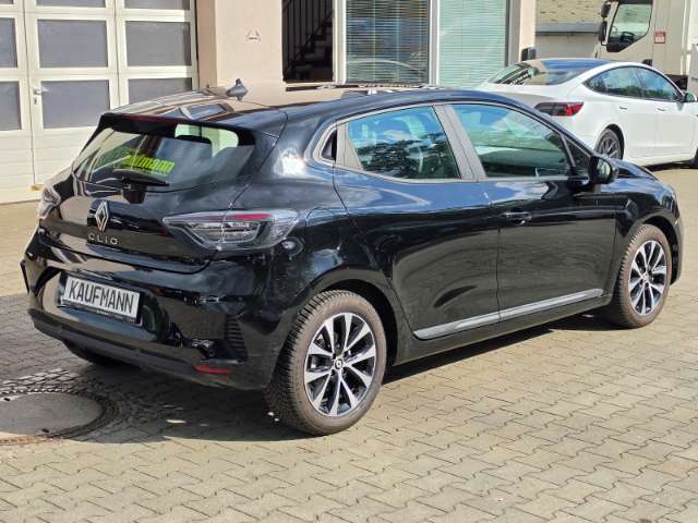 Fahrzeugbild eines Renault Clio