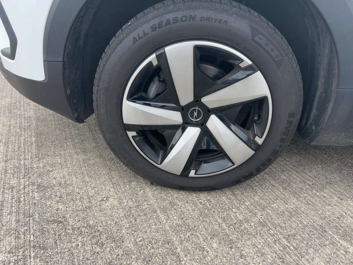 Fahrzeugbild eines Opel Crossland X