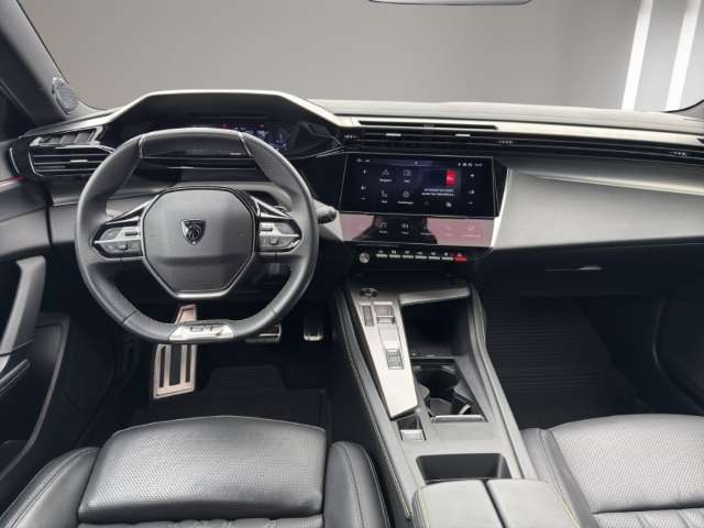 Fahrzeugbild eines Peugeot 408