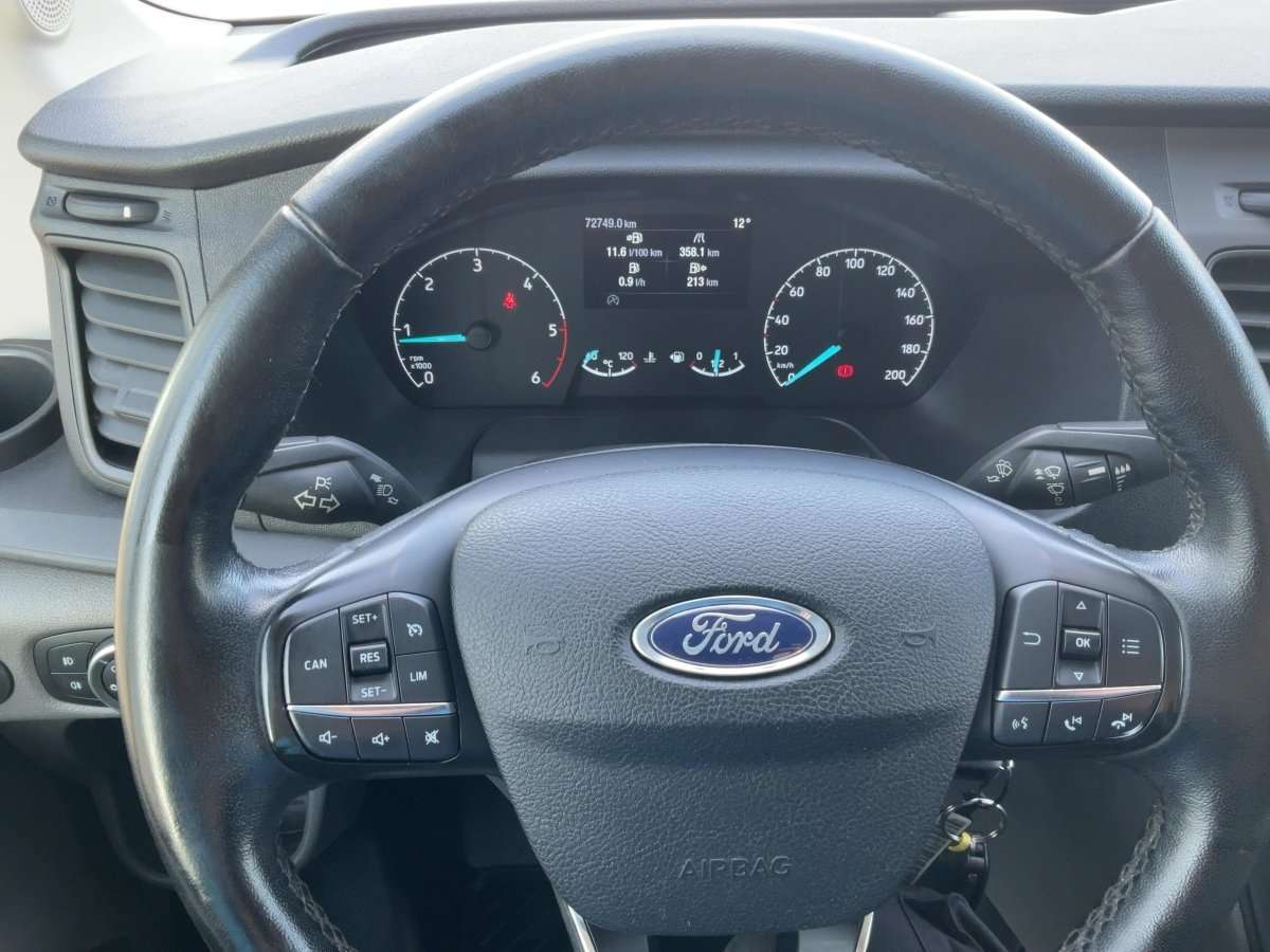 Fahrzeugbild eines Ford Transit