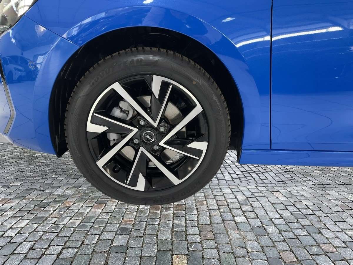 Fahrzeugbild eines Opel Corsa