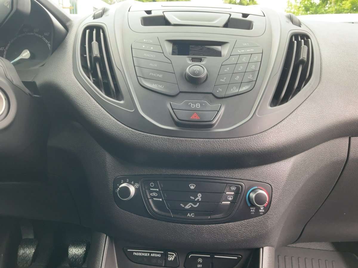 Fahrzeugbild eines Ford Transit Courier